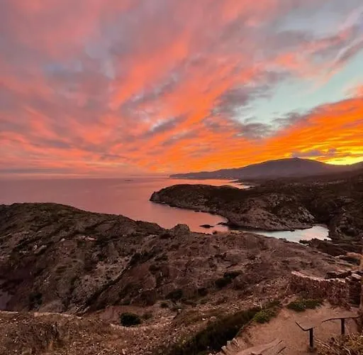 Sunsetmare Vacational