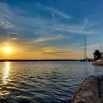 Апартаменты Sunsetmare Vacational *