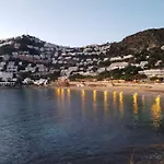 Sunsetmare Vacational * Roses