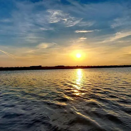 Διαμέρισμα Sunsetmare Vacational *
