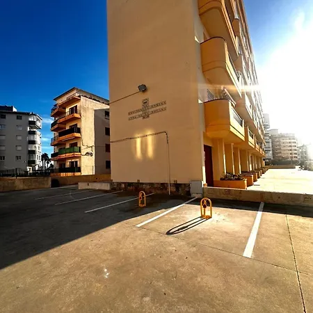 Sunsetmare Vacational * Ρόζες